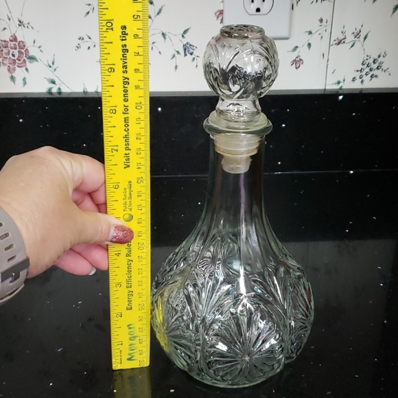 Other - Vintage Wine Decanter